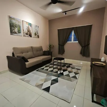 Alanis Residence, Kota Warisan Sepang Klia By Idealhub Exterior photo