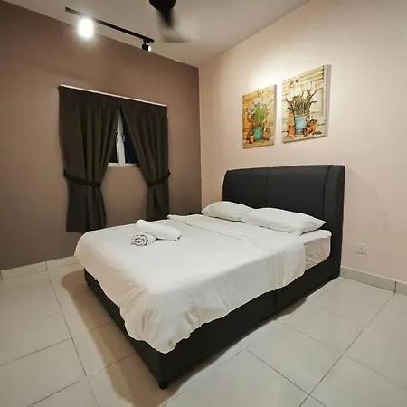 Alanis Residence, Kota Warisan Sepang Klia By Idealhub Exterior photo